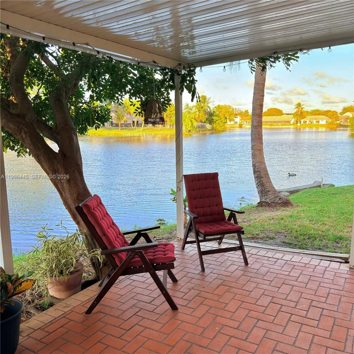 10025 Sw 16th St, Pembroke Pines, Florida 33025, Pembroke Pines, Florida 33025, 2 Bedrooms Bedrooms, ,2 BathroomsBathrooms,Residential,For Sale,10025 Sw 16th St, Pembroke Pines, Florida 33025,A11986445