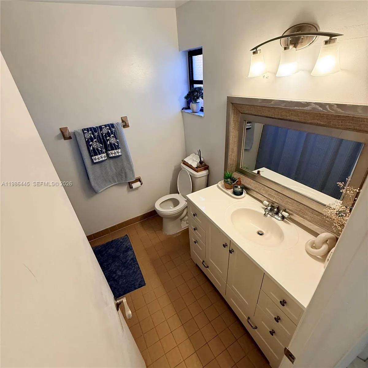 10025 Sw 16th St, Pembroke Pines, Florida 33025, Pembroke Pines, Florida 33025, 2 Bedrooms Bedrooms, ,2 BathroomsBathrooms,Residential,For Sale,10025 Sw 16th St, Pembroke Pines, Florida 33025,A11986445