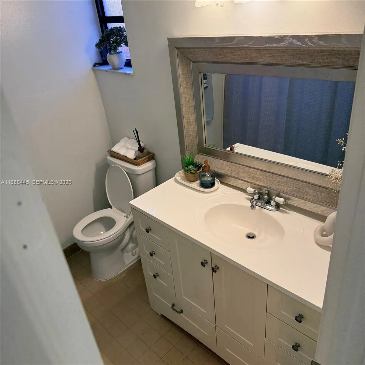 10025 Sw 16th St, Pembroke Pines, Florida 33025, Pembroke Pines, Florida 33025, 2 Bedrooms Bedrooms, ,2 BathroomsBathrooms,Residential,For Sale,10025 Sw 16th St, Pembroke Pines, Florida 33025,A11986445