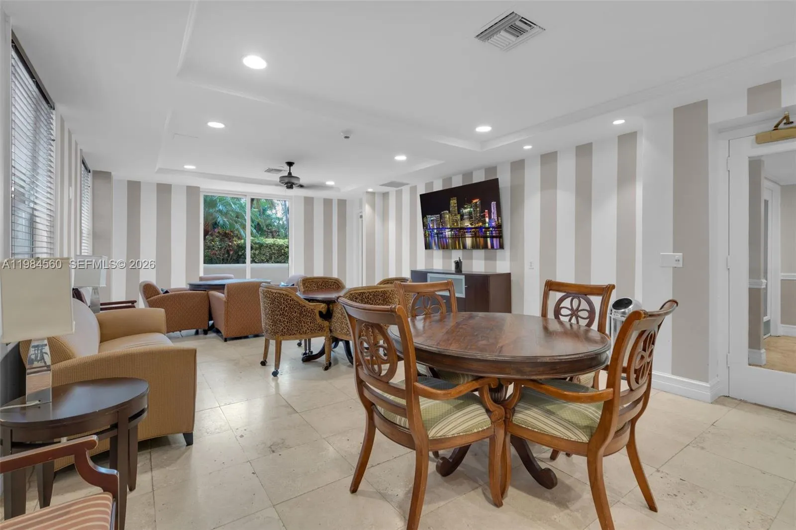 520 Se 5th Ave 1307, Fort Lauderdale, Florida 3330, Fort Lauderdale, Florida 33301, 1 Bedroom Bedrooms, ,1 BathroomBathrooms,Residential Lease,For Rent,520 Se 5th Ave 1307, Fort Lauderdale, Florida 3330,A11984560