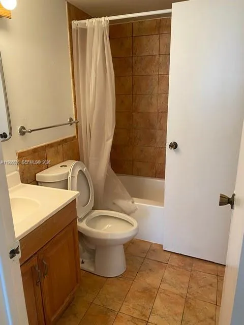 16465 Ne 22nd Ave 118, North Miami Beach, Florida, North Miami Beach, Florida 33160, 1 Bedroom Bedrooms, ,1 BathroomBathrooms,Residential,For Sale,16465 Ne 22nd Ave 118, North Miami Beach, Florida ,A11986636