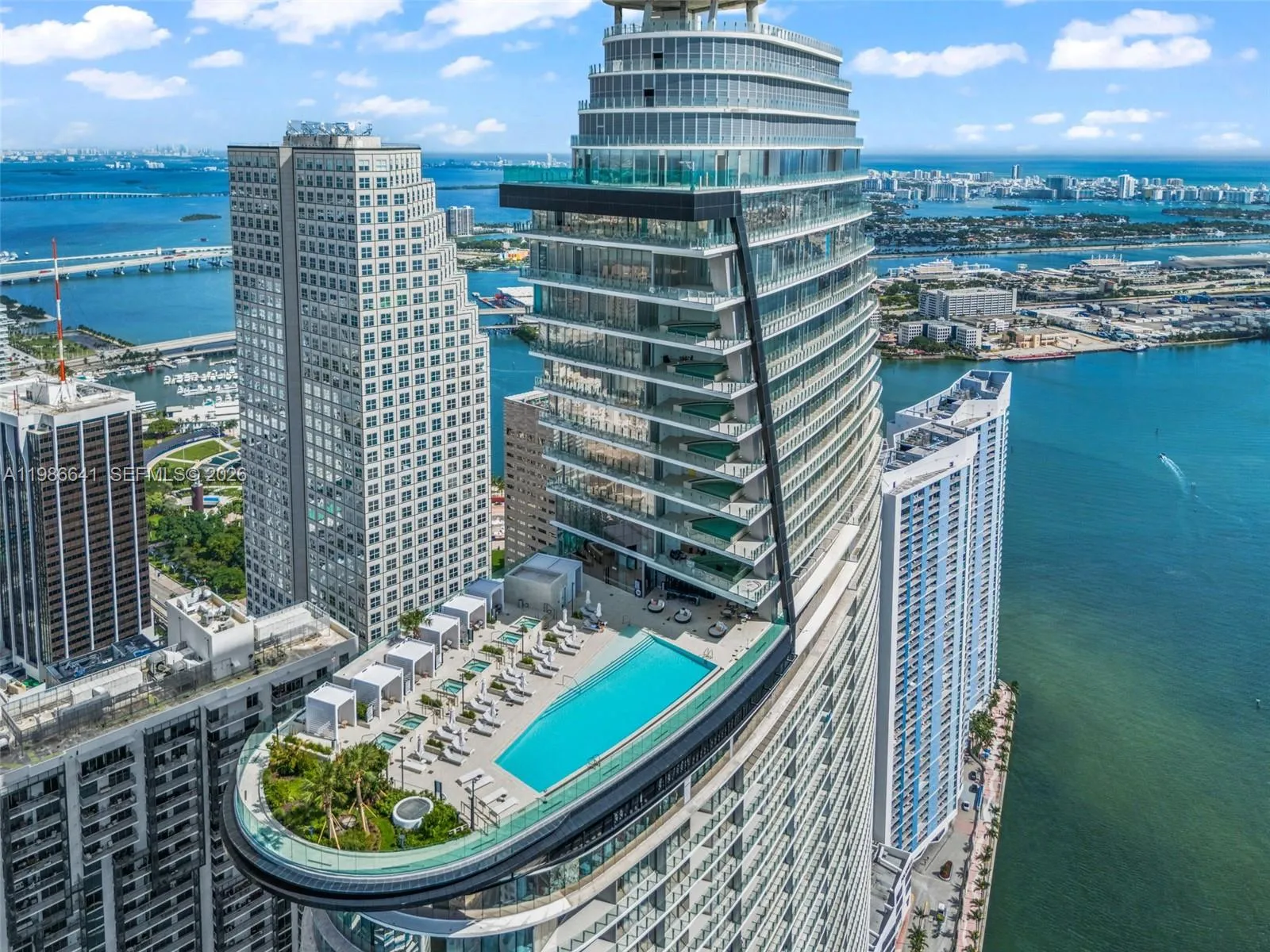 300 Biscayne Blvd Way 2409, Miami, Florida 33131, Miami, Florida 33131, 2 Bedrooms Bedrooms, ,2 BathroomsBathrooms,Residential Lease,For Rent,300 Biscayne Blvd Way 2409, Miami, Florida 33131,A11986641