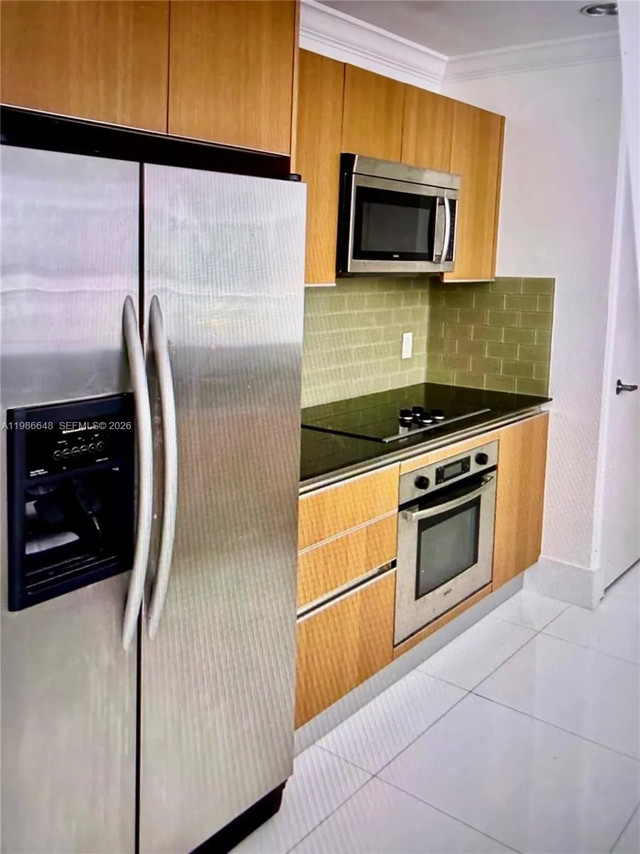 1050 Brickell Ave 2102, Miami, Florida 33131, Miami, Florida 33131, 1 Bedroom Bedrooms, ,1 BathroomBathrooms,Residential Lease,For Rent,1050 Brickell Ave 2102, Miami, Florida 33131,A11986648