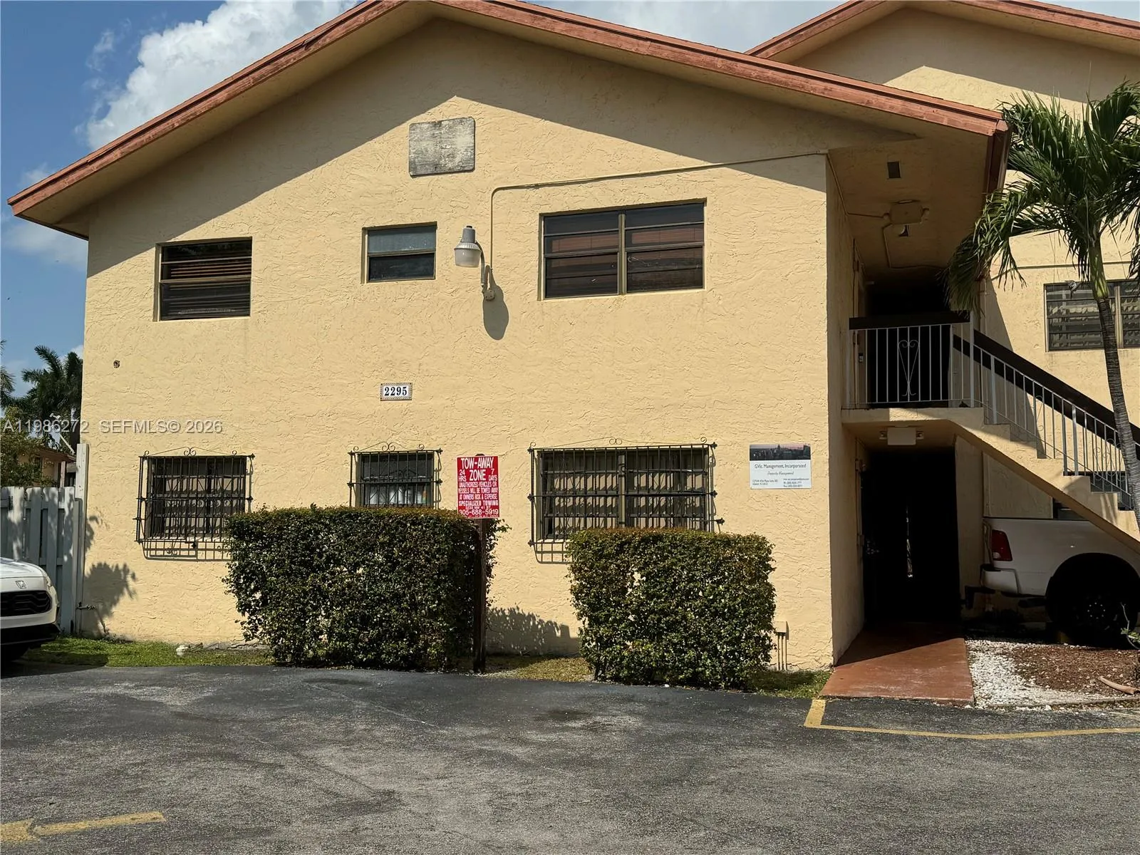 2295 W 53rd Pl 201, Hialeah, Florida 33016, Hialeah, Florida 33016, 2 Bedrooms Bedrooms, ,1 BathroomBathrooms,Residential,For Sale,2295 W 53rd Pl 201, Hialeah, Florida 33016,A11986272