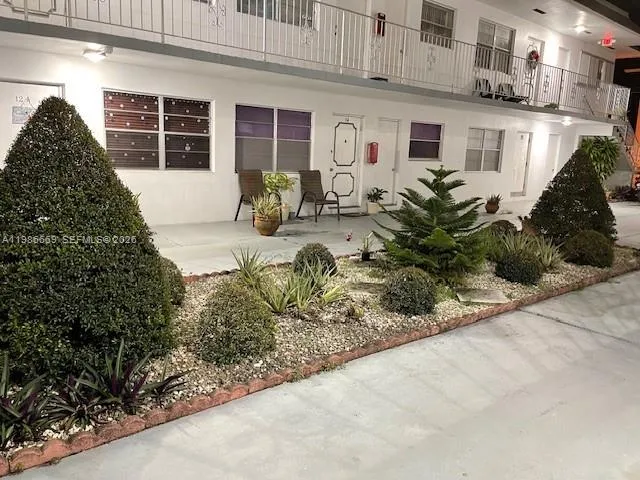 2826 Van Buren St, Hollywood, Florida 33020, Hollywood, Florida 33020, 1 Bedroom Bedrooms, ,1 BathroomBathrooms,Residential,For Sale,2826 Van Buren St, Hollywood, Florida 33020,A11986669