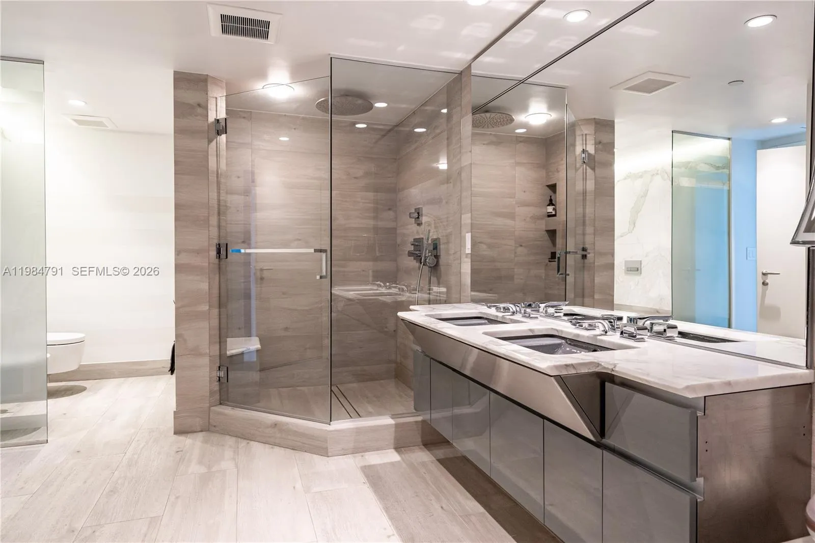 2627 S Bayshore Dr 1408, Miami, Florida 33133, Miami, Florida 33133, 2 Bedrooms Bedrooms, ,2 BathroomsBathrooms,Residential,For Sale,2627 S Bayshore Dr 1408, Miami, Florida 33133,A11984791