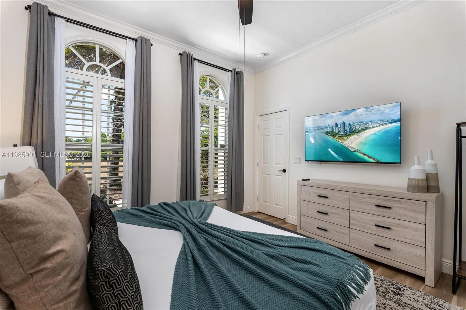 5100 Nw 76th Pl, Fort Lauderdale, Florida 33073, Fort Lauderdale, Florida 33073, 8 Bedrooms Bedrooms, ,4 BathroomsBathrooms,Residential,For Sale,5100 Nw 76th Pl, Fort Lauderdale, Florida 33073,A11985901