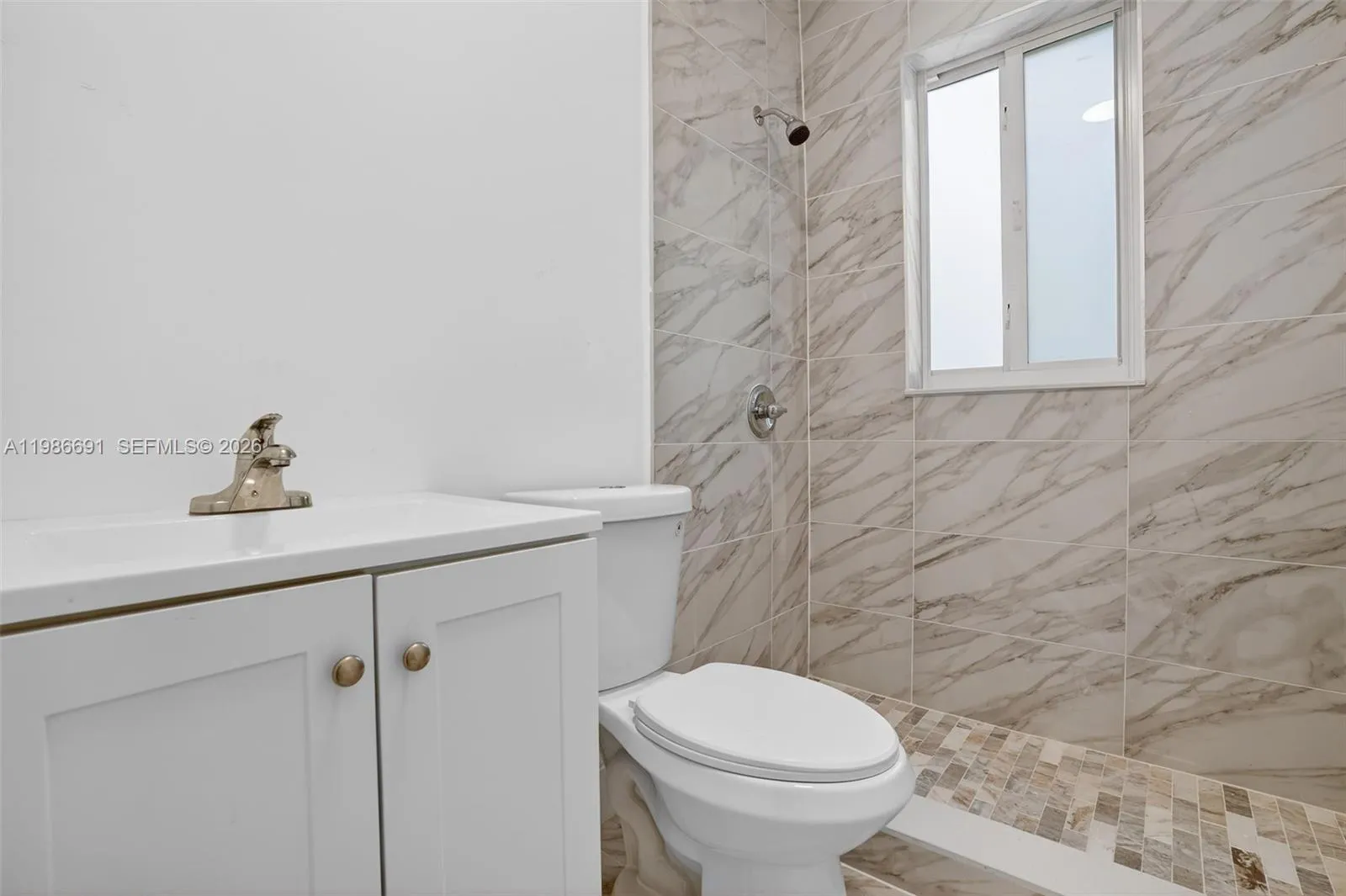 1630 Sw 10th St 1, Miami, Florida 33135, Miami, Florida 33135, 1 Bedroom Bedrooms, ,1 BathroomBathrooms,Residential Lease,For Rent,1630 Sw 10th St 1, Miami, Florida 33135,A11986691