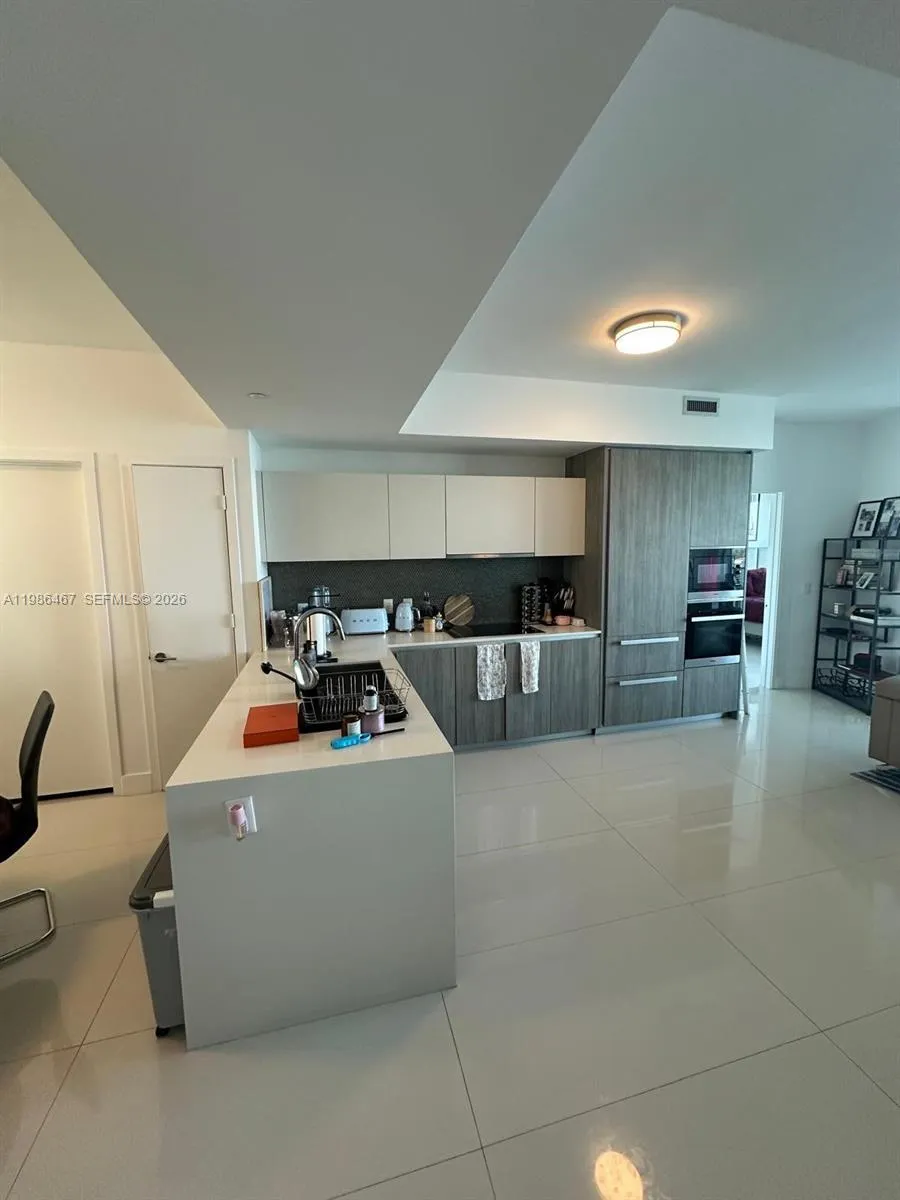 2900 Ne 7th Ave 1003, Miami, Florida 33137, Miami, Florida 33137, 2 Bedrooms Bedrooms, ,3 BathroomsBathrooms,Residential Lease,For Rent,2900 Ne 7th Ave 1003, Miami, Florida 33137,A11986467