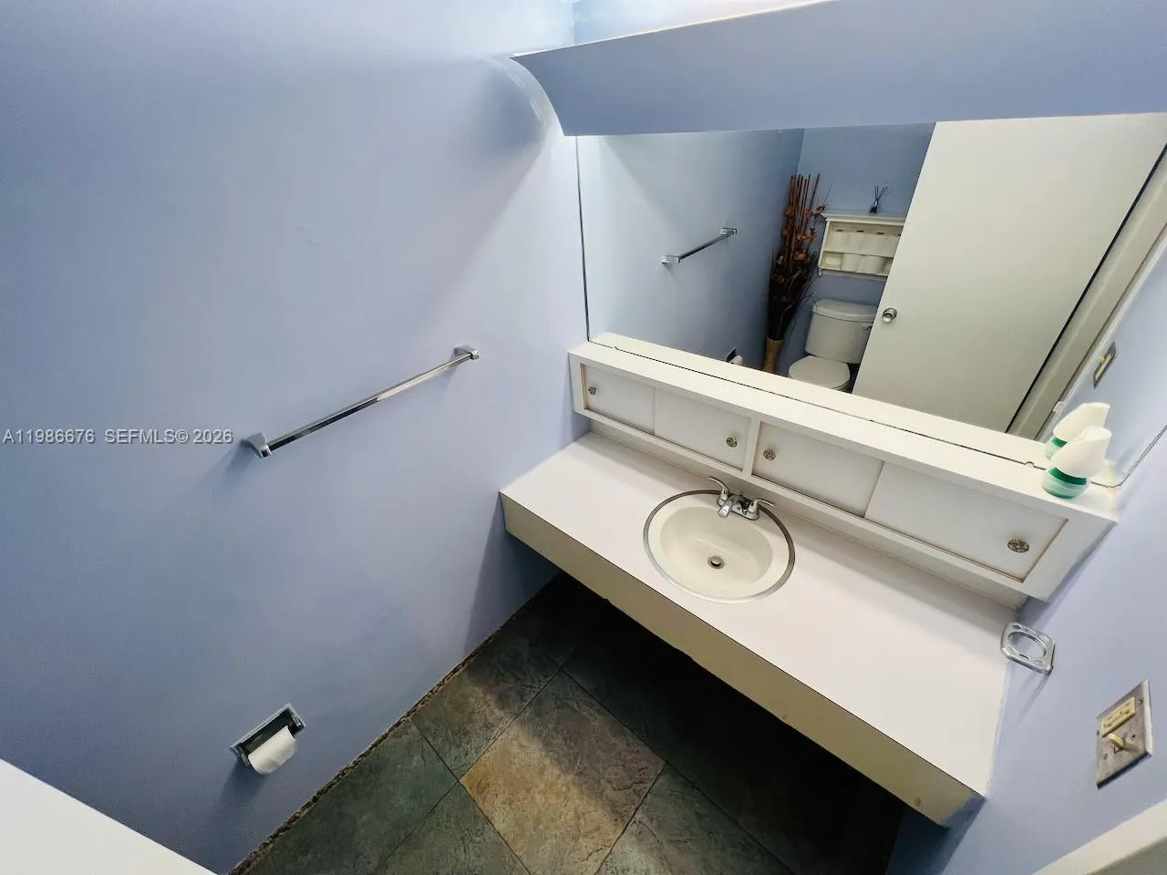 900 Bay Dr 411, Miami Beach, Florida 33141, Miami Beach, Florida 33141, 1 Bedroom Bedrooms, ,1 BathroomBathrooms,Residential Lease,For Rent,900 Bay Dr 411, Miami Beach, Florida 33141,A11986676