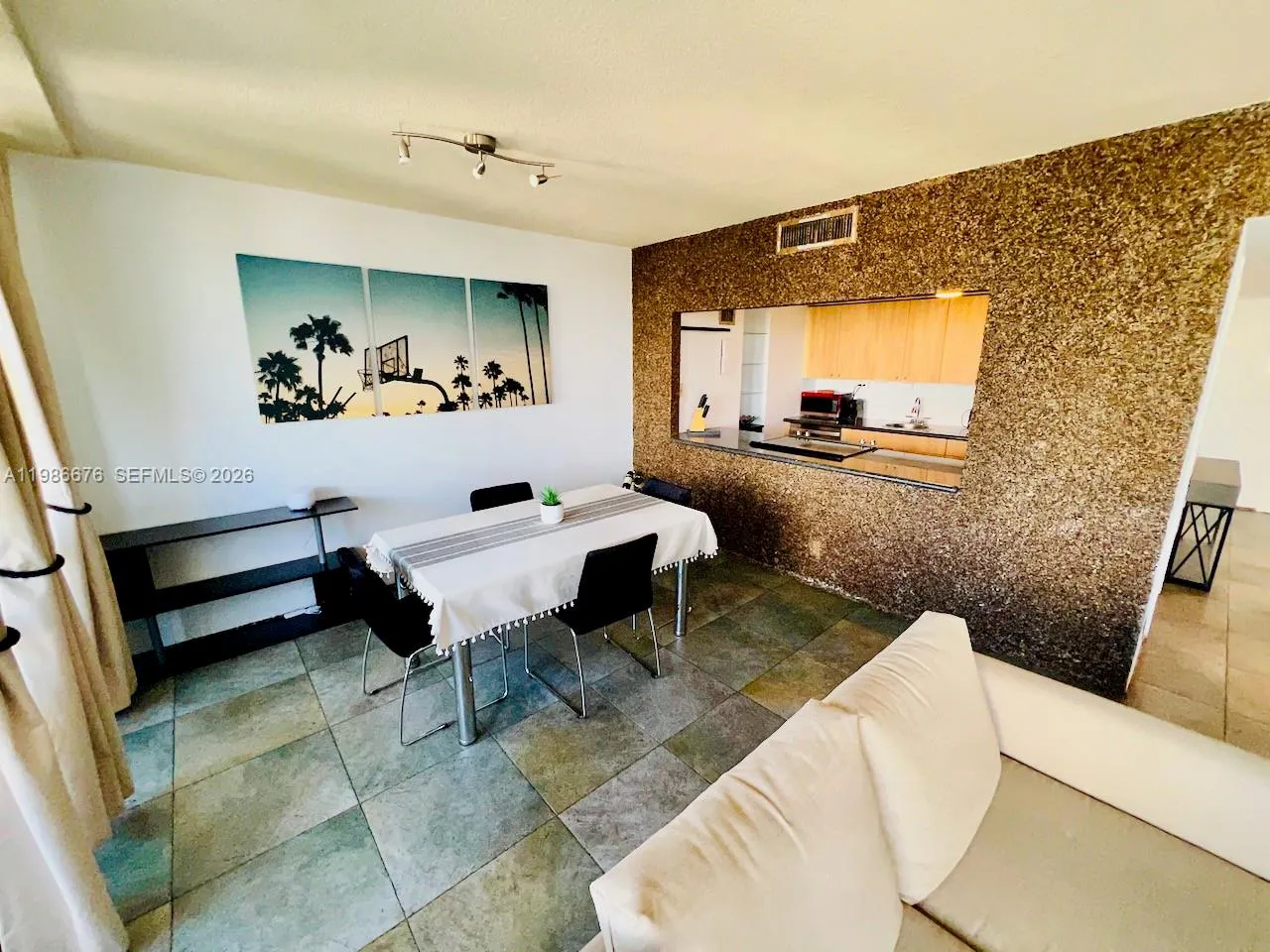 900 Bay Dr 411, Miami Beach, Florida 33141, Miami Beach, Florida 33141, 1 Bedroom Bedrooms, ,1 BathroomBathrooms,Residential Lease,For Rent,900 Bay Dr 411, Miami Beach, Florida 33141,A11986676