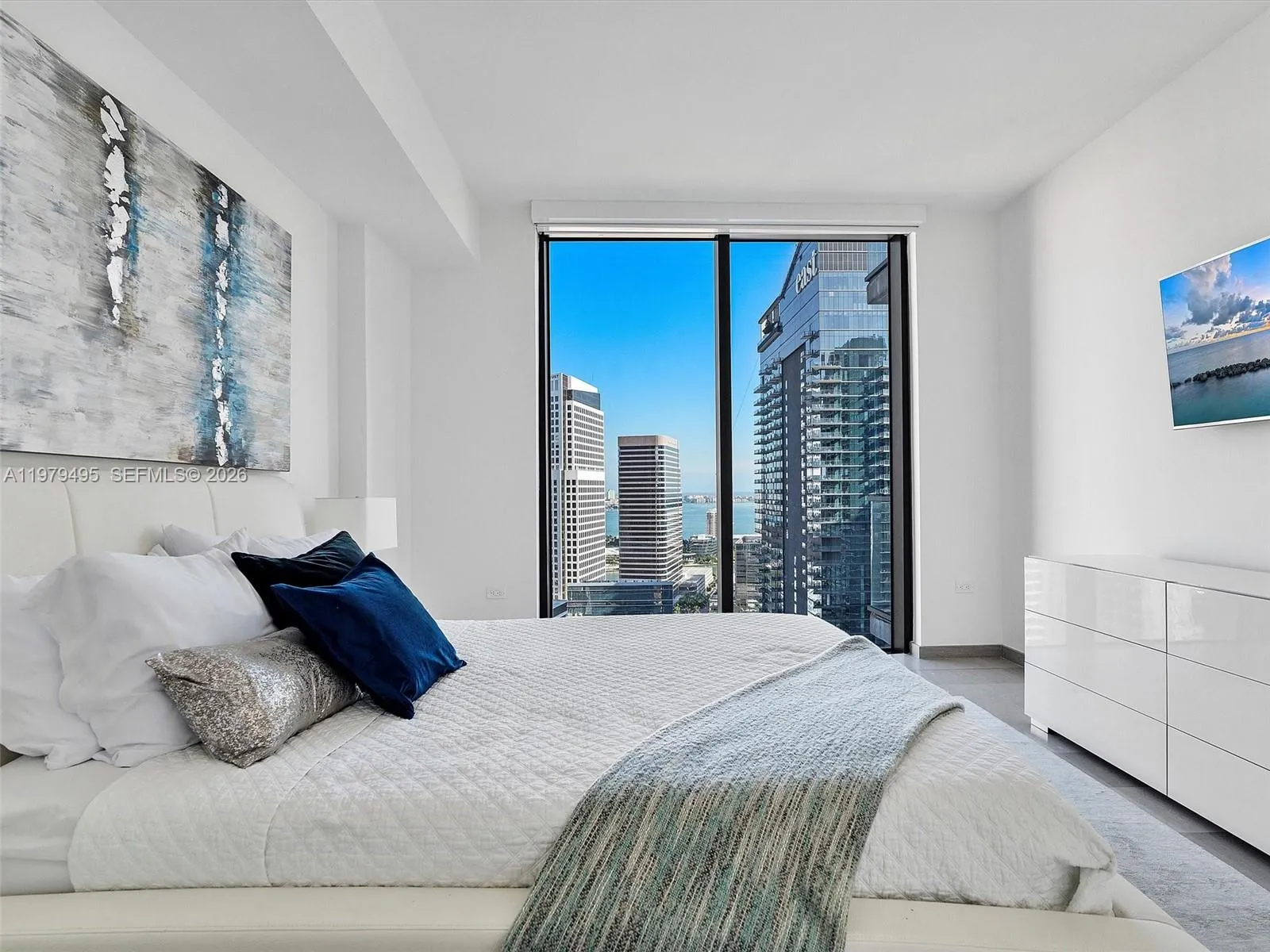 88 Sw 7th St 2709, Miami, Florida 33130, Miami, Florida 33130, 2 Bedrooms Bedrooms, ,2 BathroomsBathrooms,Residential Lease,For Rent,88 Sw 7th St 2709, Miami, Florida 33130,A11979495