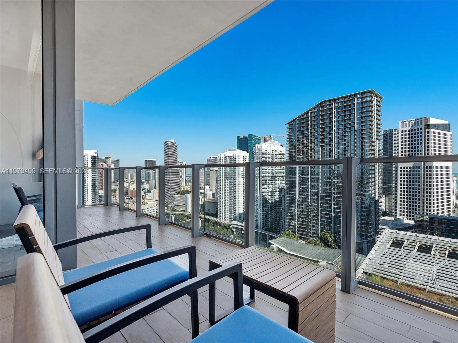 88 Sw 7th St 2709, Miami, Florida 33130, Miami, Florida 33130, 2 Bedrooms Bedrooms, ,2 BathroomsBathrooms,Residential Lease,For Rent,88 Sw 7th St 2709, Miami, Florida 33130,A11979495
