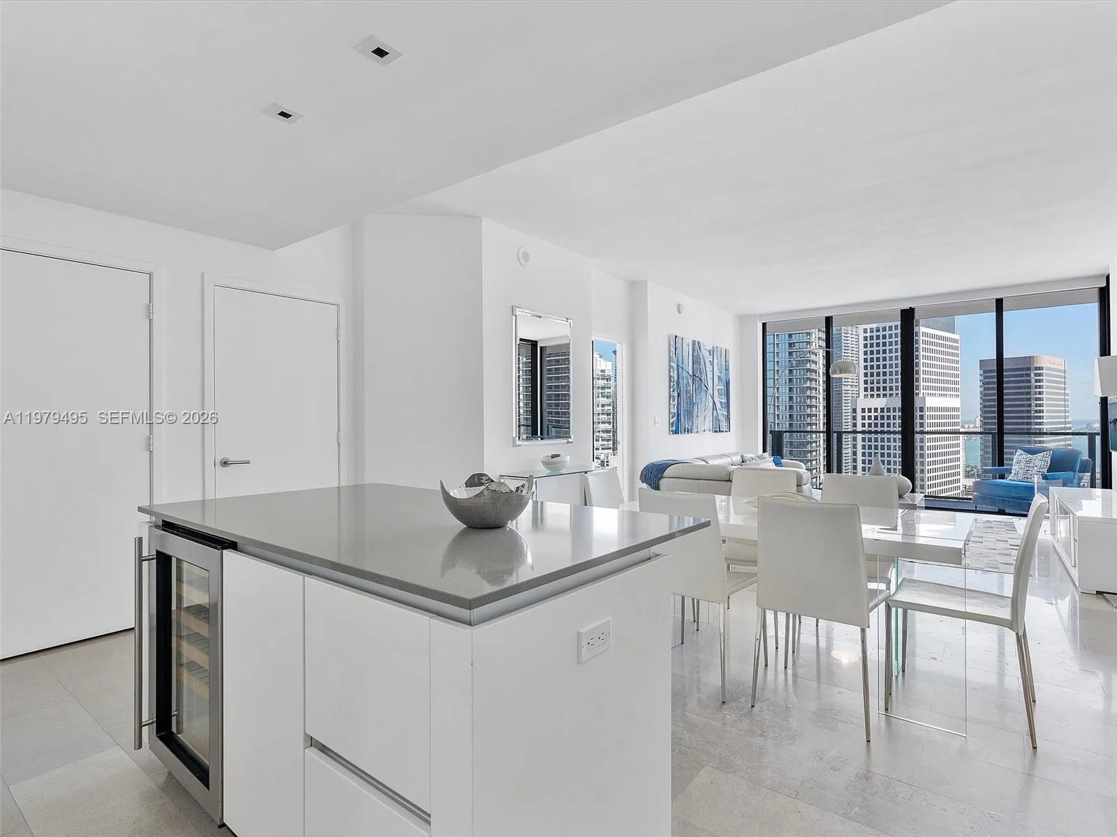 88 Sw 7th St 2709, Miami, Florida 33130, Miami, Florida 33130, 2 Bedrooms Bedrooms, ,2 BathroomsBathrooms,Residential Lease,For Rent,88 Sw 7th St 2709, Miami, Florida 33130,A11979495