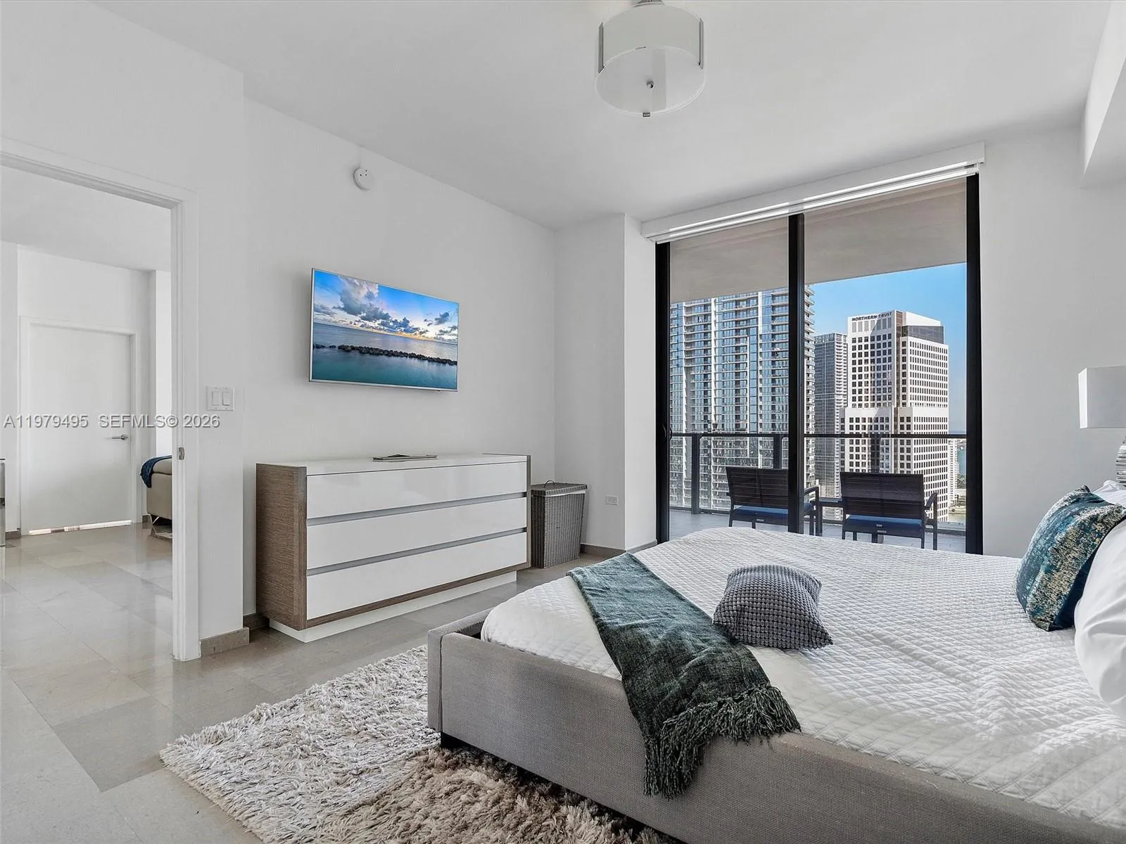 88 Sw 7th St 2709, Miami, Florida 33130, Miami, Florida 33130, 2 Bedrooms Bedrooms, ,2 BathroomsBathrooms,Residential Lease,For Rent,88 Sw 7th St 2709, Miami, Florida 33130,A11979495