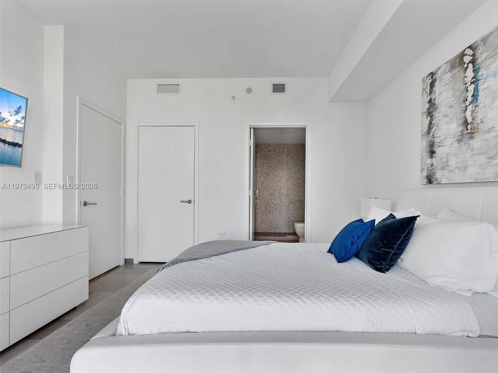 88 Sw 7th St 2709, Miami, Florida 33130, Miami, Florida 33130, 2 Bedrooms Bedrooms, ,2 BathroomsBathrooms,Residential Lease,For Rent,88 Sw 7th St 2709, Miami, Florida 33130,A11979495