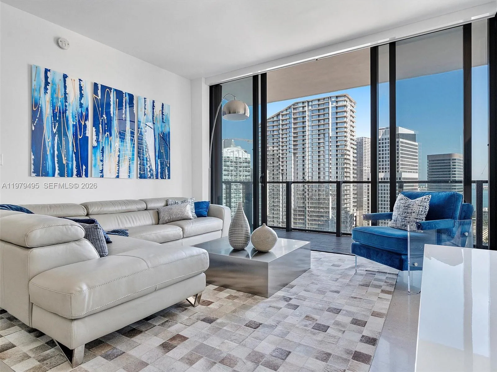 88 Sw 7th St 2709, Miami, Florida 33130, Miami, Florida 33130, 2 Bedrooms Bedrooms, ,2 BathroomsBathrooms,Residential Lease,For Rent,88 Sw 7th St 2709, Miami, Florida 33130,A11979495