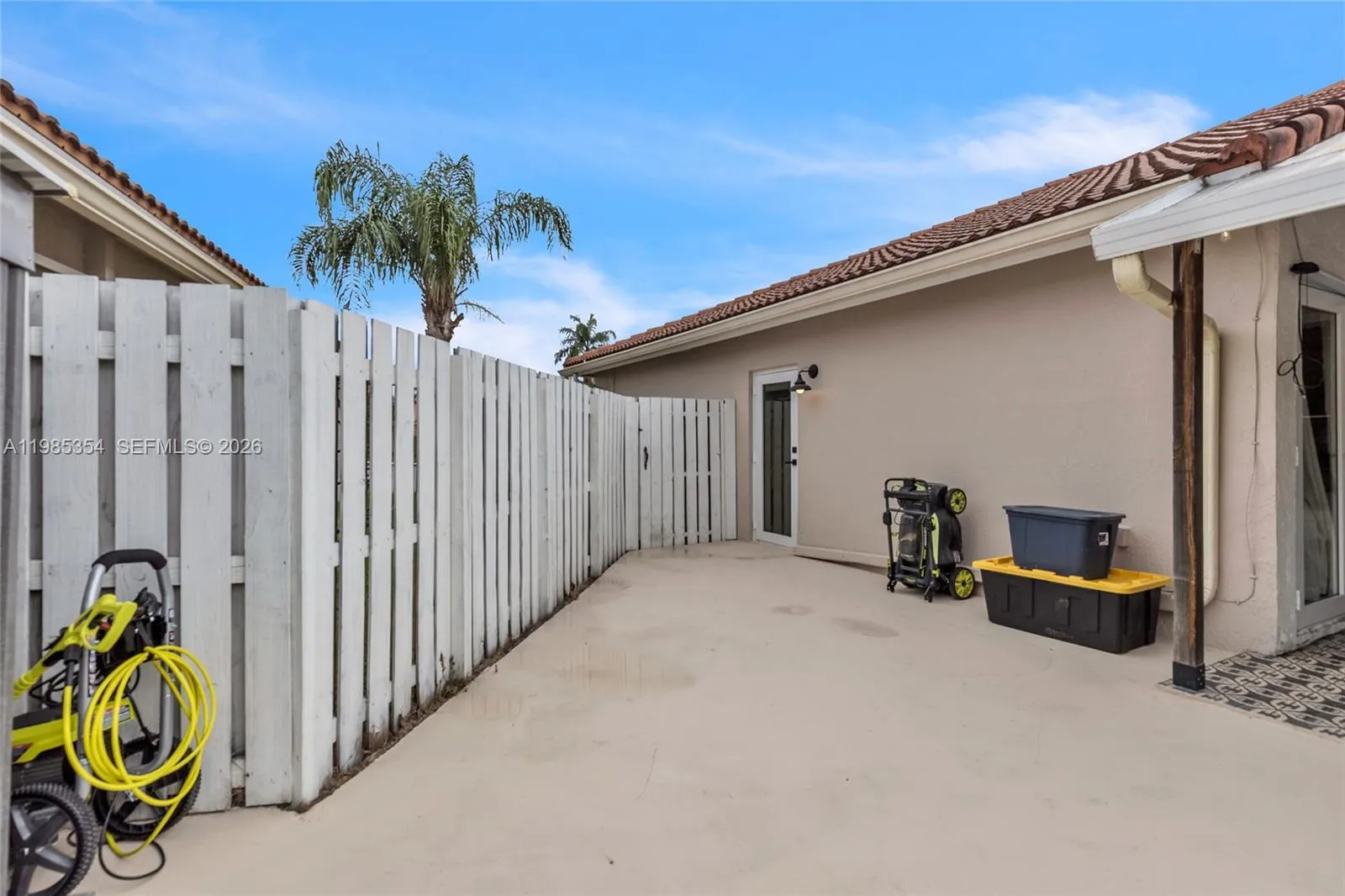 12742 Nw 11th Pl, Sunrise, Florida 33323, Sunrise, Florida 33323, 3 Bedrooms Bedrooms, ,2 BathroomsBathrooms,Residential,For Sale,12742 Nw 11th Pl, Sunrise, Florida 33323,A11985354