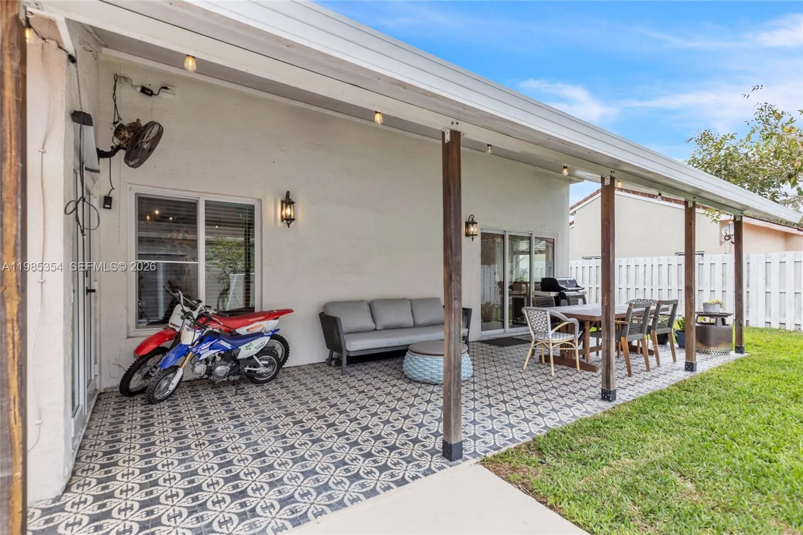 12742 Nw 11th Pl, Sunrise, Florida 33323, Sunrise, Florida 33323, 3 Bedrooms Bedrooms, ,2 BathroomsBathrooms,Residential,For Sale,12742 Nw 11th Pl, Sunrise, Florida 33323,A11985354