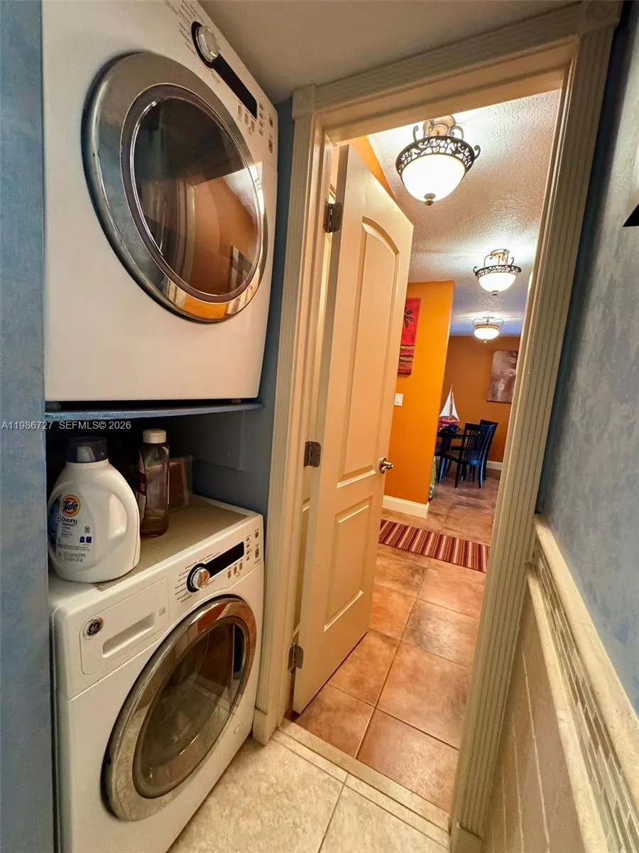 3909 N Ocean Blvd 208, Fort Lauderdale, Florida 33, Fort Lauderdale, Florida 33308, 2 Bedrooms Bedrooms, ,2 BathroomsBathrooms,Residential,For Sale,3909 N Ocean Blvd 208, Fort Lauderdale, Florida 33,A11986727