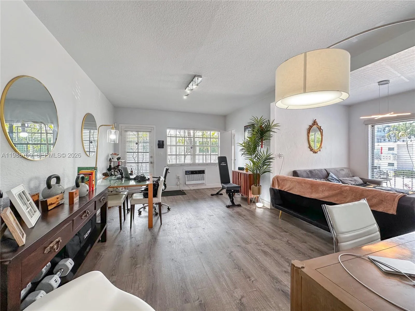 1611 West Ave 9, Miami Beach, Florida 33139, Miami Beach, Florida 33139, 1 Bedroom Bedrooms, ,1 BathroomBathrooms,Residential,For Sale,1611 West Ave 9, Miami Beach, Florida 33139,A11986709