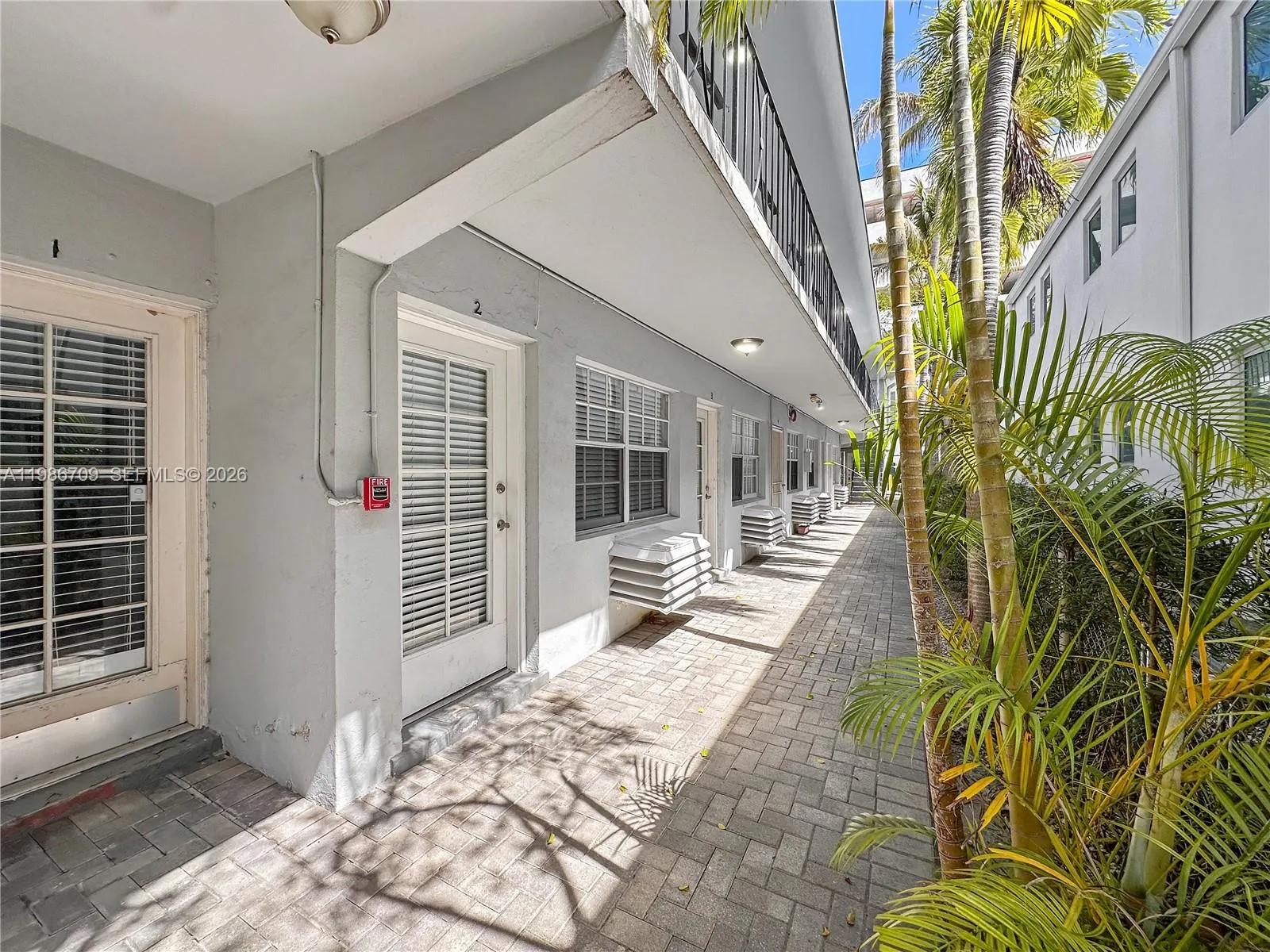 1611 West Ave 9, Miami Beach, Florida 33139, Miami Beach, Florida 33139, 1 Bedroom Bedrooms, ,1 BathroomBathrooms,Residential,For Sale,1611 West Ave 9, Miami Beach, Florida 33139,A11986709
