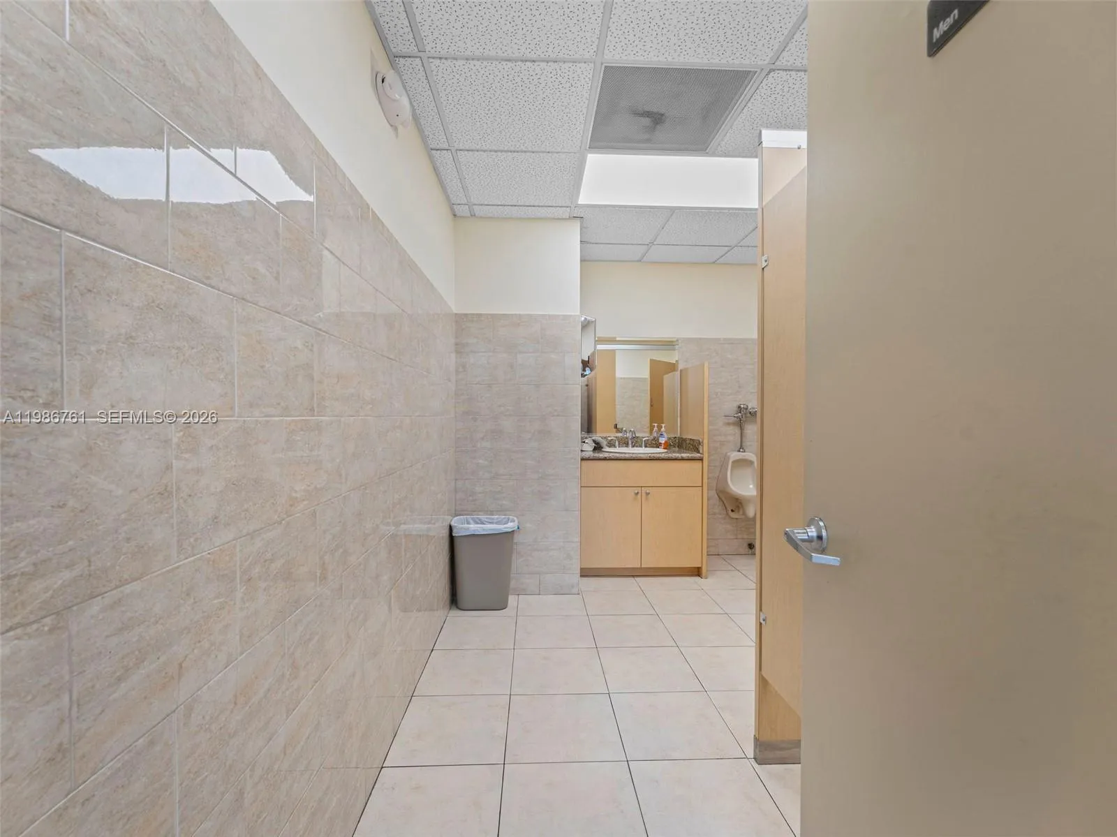 1312 Sw 27th Ave, Miami, Florida 33145, Miami, Florida 33145, ,Commercial Lease,For Rent,1312 Sw 27th Ave, Miami, Florida 33145,A11986761