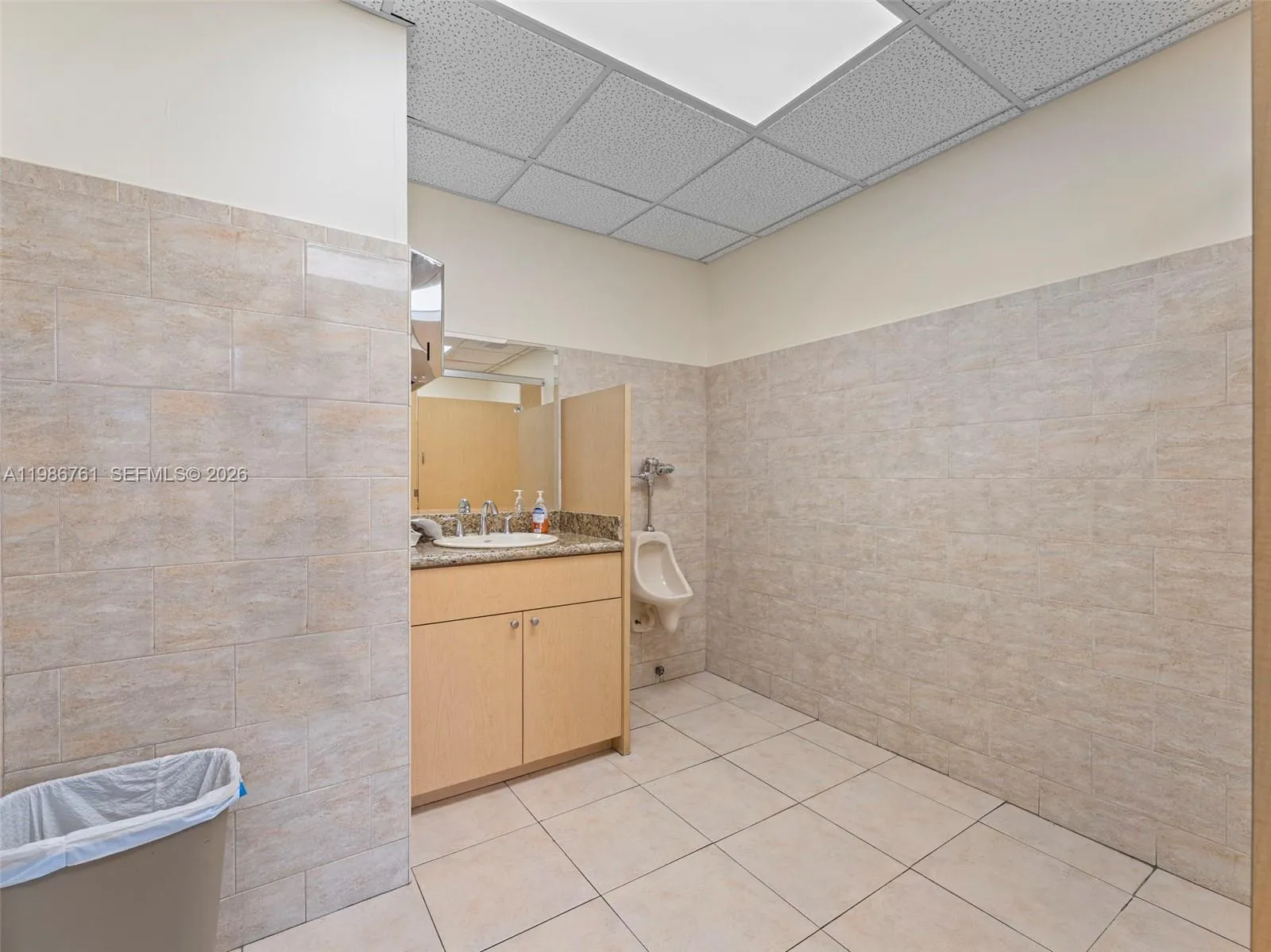 1312 Sw 27th Ave, Miami, Florida 33145, Miami, Florida 33145, ,Commercial Lease,For Rent,1312 Sw 27th Ave, Miami, Florida 33145,A11986761