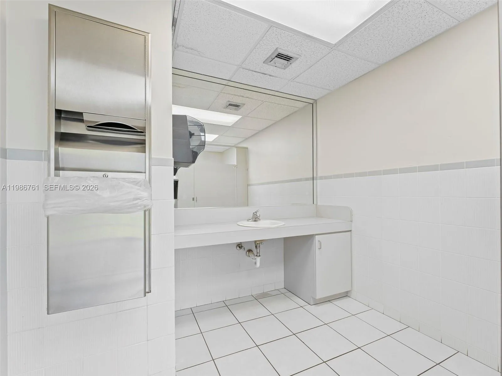1312 Sw 27th Ave, Miami, Florida 33145, Miami, Florida 33145, ,Commercial Lease,For Rent,1312 Sw 27th Ave, Miami, Florida 33145,A11986761