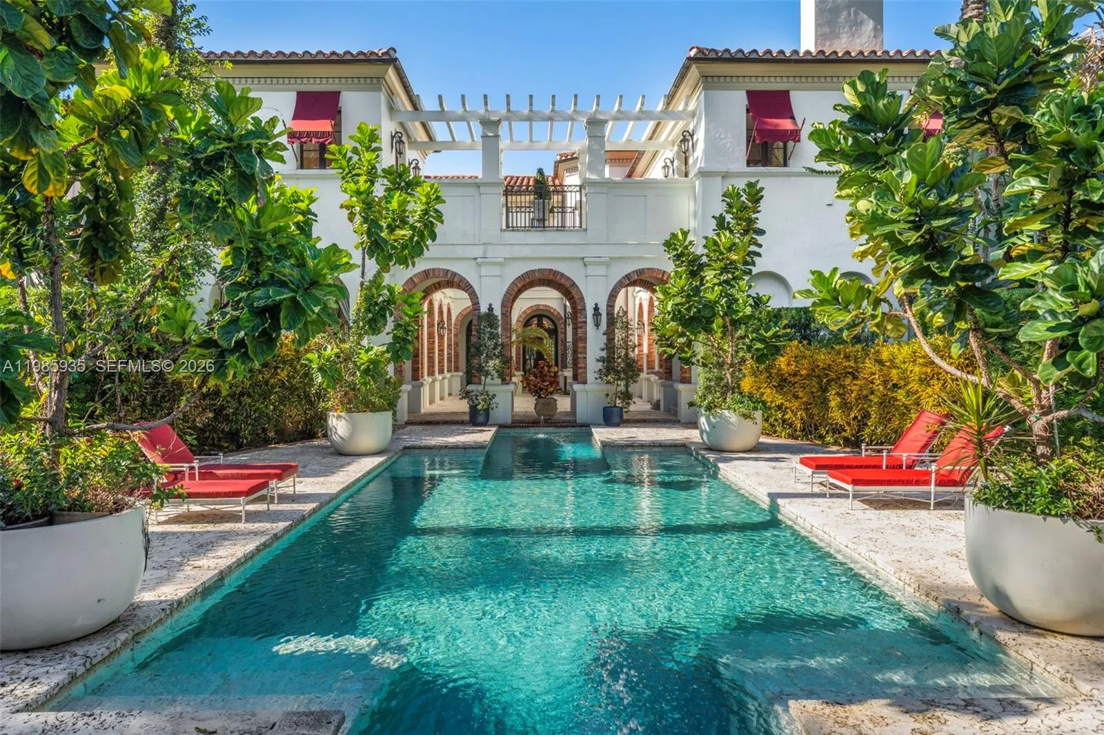 9401 Journeys End Rd, Coral Gables, Florida 33156, Coral Gables, Florida 33156, 7 Bedrooms Bedrooms, ,8 BathroomsBathrooms,Residential,For Sale,9401 Journeys End Rd, Coral Gables, Florida 33156,A11985935