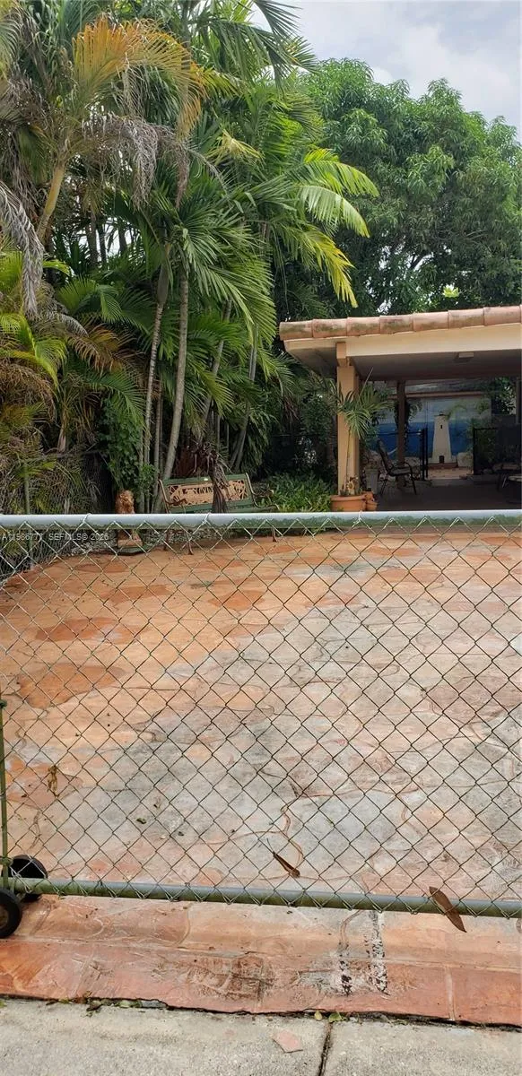 Miami, Florida 33157, 3 Bedrooms Bedrooms, ,2 BathroomsBathrooms,Residential Lease,For Rent,A11986777