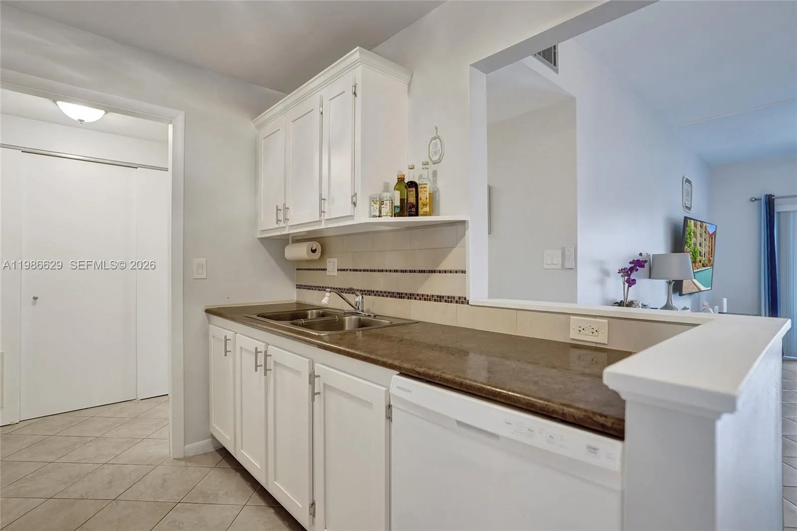 400 N Riverside Dr 503, Pompano Beach, Florida 330, Pompano Beach, Florida 33062, 2 Bedrooms Bedrooms, ,2 BathroomsBathrooms,Residential Lease,For Rent,400 N Riverside Dr 503, Pompano Beach, Florida 330,A11986629