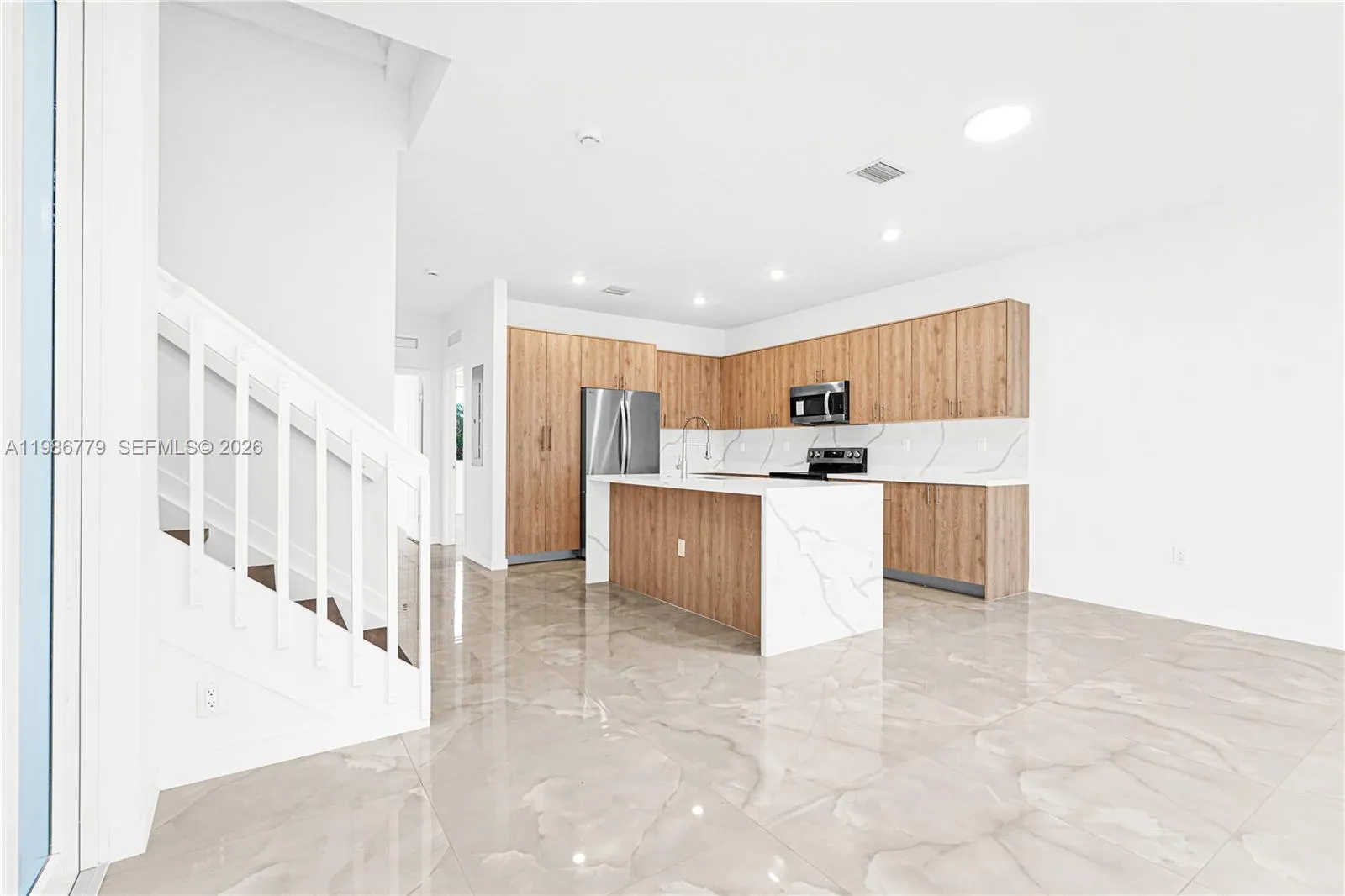 22431 Sw 125 Ave 19b, Miami, Florida 33033, Miami, Florida 33033, 5 Bedrooms Bedrooms, ,3 BathroomsBathrooms,Residential Lease,For Rent,22431 Sw 125 Ave 19b, Miami, Florida 33033,A11986779