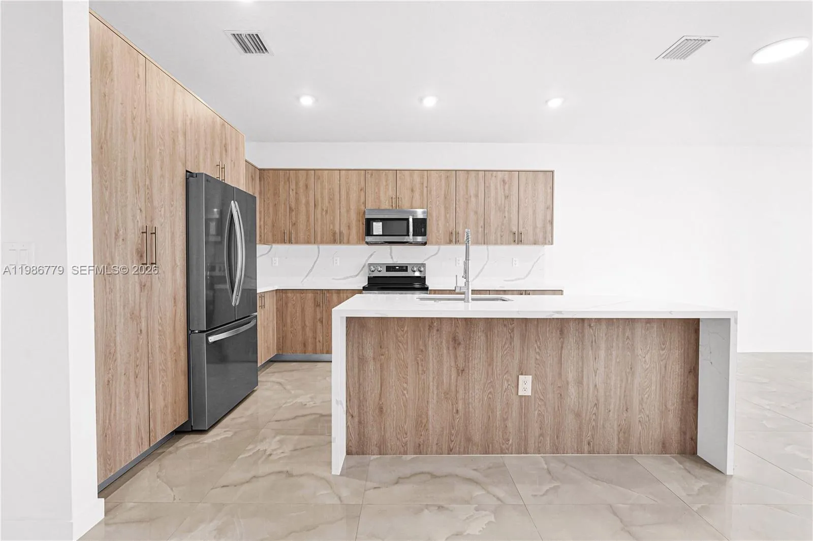 22431 Sw 125 Ave 19b, Miami, Florida 33033, Miami, Florida 33033, 5 Bedrooms Bedrooms, ,3 BathroomsBathrooms,Residential Lease,For Rent,22431 Sw 125 Ave 19b, Miami, Florida 33033,A11986779