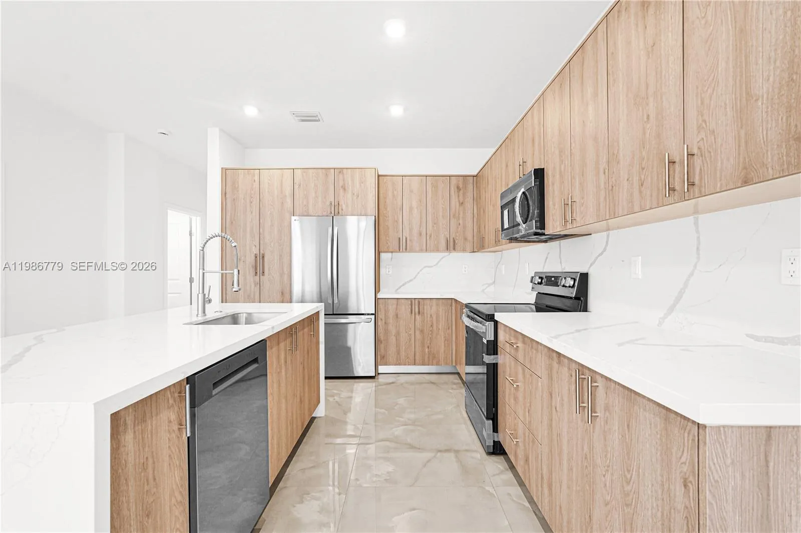 22431 Sw 125 Ave 19b, Miami, Florida 33033, Miami, Florida 33033, 5 Bedrooms Bedrooms, ,3 BathroomsBathrooms,Residential Lease,For Rent,22431 Sw 125 Ave 19b, Miami, Florida 33033,A11986779