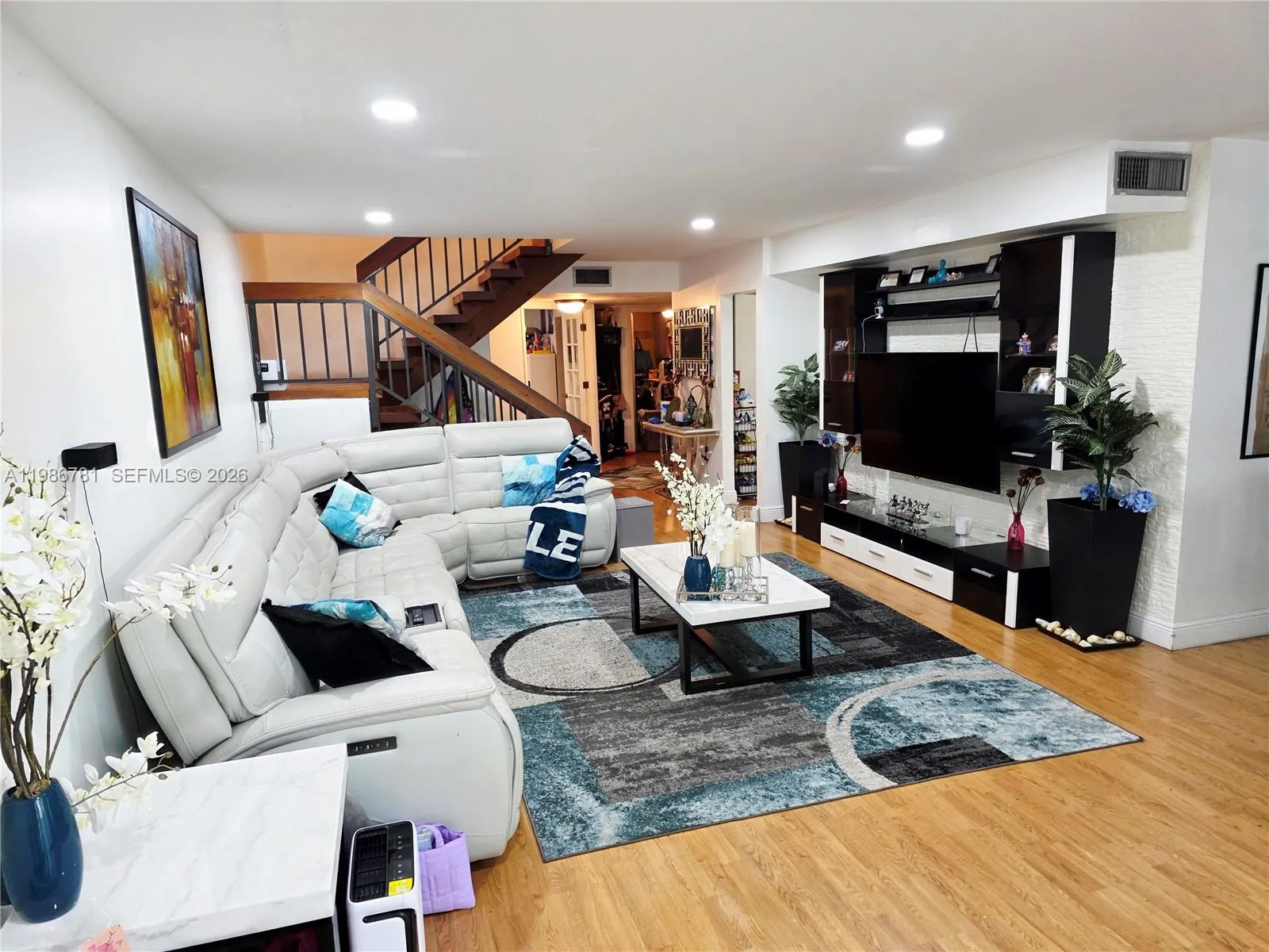 9711 N New River Canal Rd 212, Plantation, Florida, Plantation, Florida 33324, 4 Bedrooms Bedrooms, ,2 BathroomsBathrooms,Residential,For Sale,9711 N New River Canal Rd 212, Plantation, Florida,A11986781