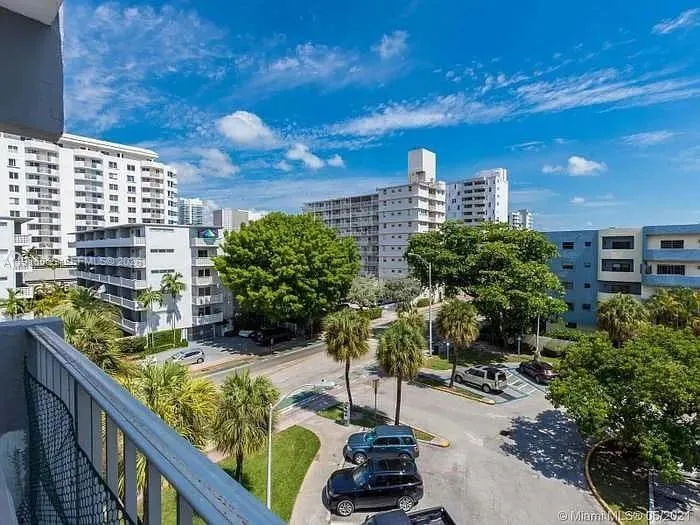 1615 West Ave 502, Miami Beach, Florida 33139, Miami Beach, Florida 33139, ,1 BathroomBathrooms,Residential Lease,For Rent,1615 West Ave 502, Miami Beach, Florida 33139,A11986365