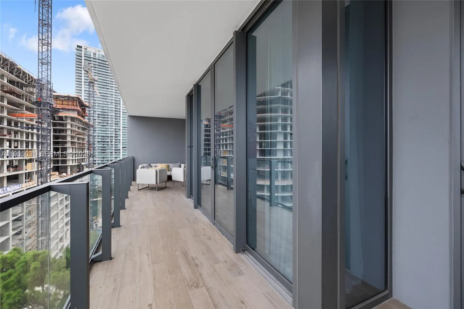 88 Sw 7th St 1010, Miami, Florida 33130, Miami, Florida 33130, 2 Bedrooms Bedrooms, ,2 BathroomsBathrooms,Residential,For Sale,88 Sw 7th St 1010, Miami, Florida 33130,A11985531