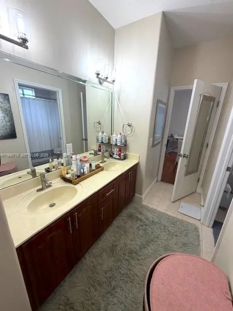 7770 Nw 161st Ter, Miami Lakes, Florida 33016, Miami Lakes, Florida 33016, 4 Bedrooms Bedrooms, ,3 BathroomsBathrooms,Residential Lease,For Rent,7770 Nw 161st Ter, Miami Lakes, Florida 33016,A11986710