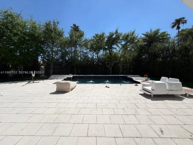 8210 Nw 33rd Ter, Doral, Florida 33122, Doral, Florida 33122, 5 Bedrooms Bedrooms, ,6 BathroomsBathrooms,Residential Lease,For Rent,8210 Nw 33rd Ter, Doral, Florida 33122,A11985712