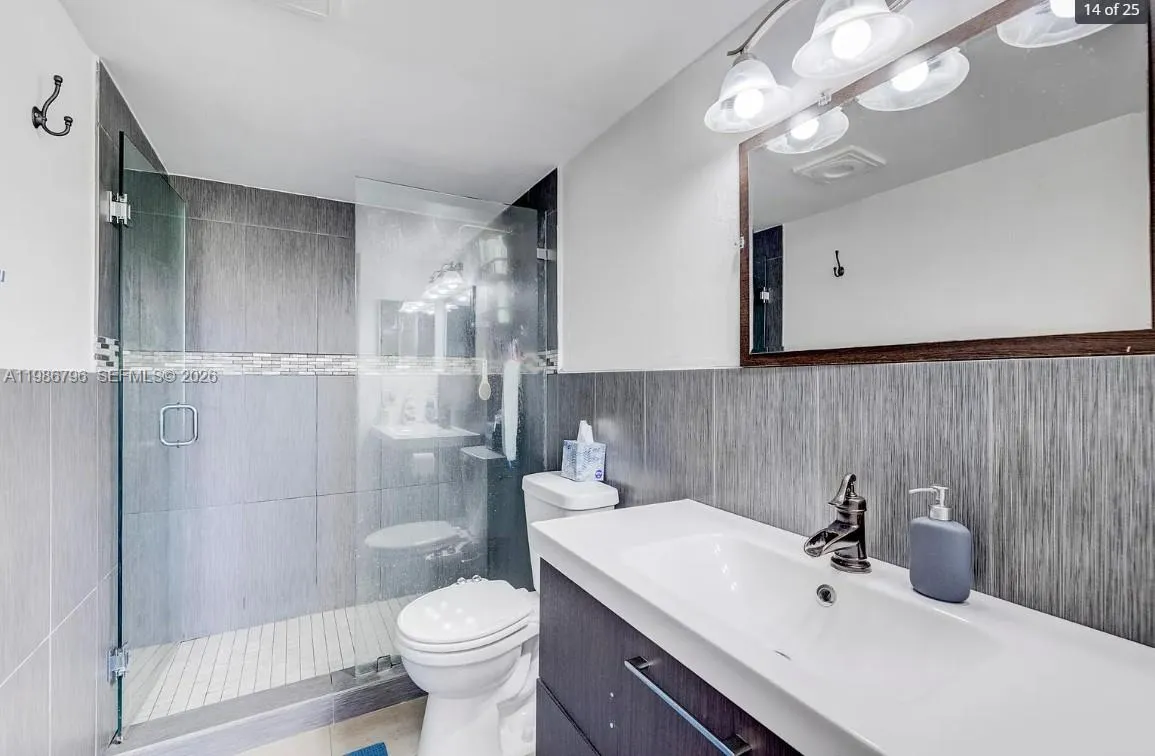 Lauderhill, Florida 33319, 1 Bedroom Bedrooms, ,1 BathroomBathrooms,Residential,For Sale,A11986796