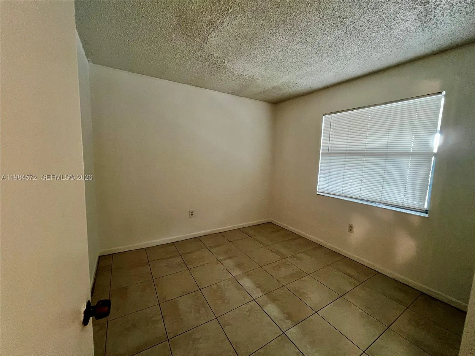6001 Shakerwood Cir 204, Tamarac, Florida 33319, Tamarac, Florida 33319, 2 Bedrooms Bedrooms, ,2 BathroomsBathrooms,Residential Lease,For Rent,6001 Shakerwood Cir 204, Tamarac, Florida 33319,A11984572