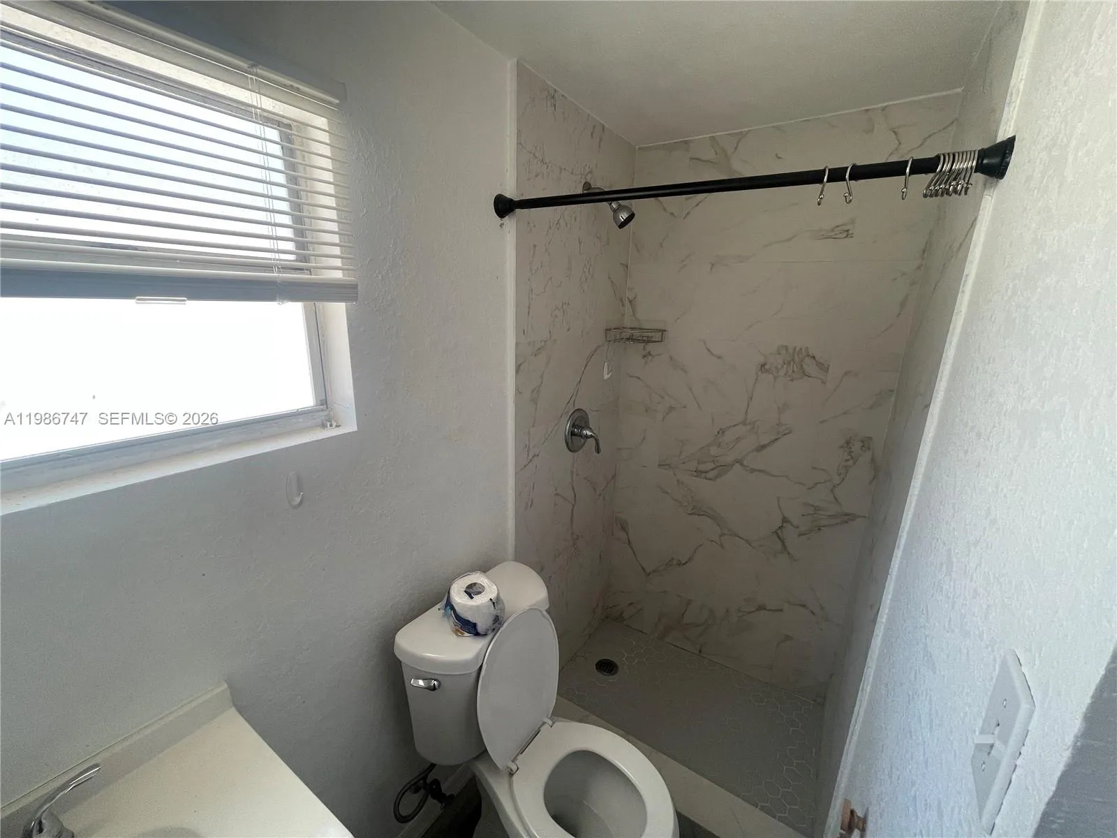5738 Garfield St B, Hollywood, Florida 33021, Hollywood, Florida 33021, 1 Bedroom Bedrooms, ,1 BathroomBathrooms,Residential Lease,For Rent,5738 Garfield St B, Hollywood, Florida 33021,A11986747