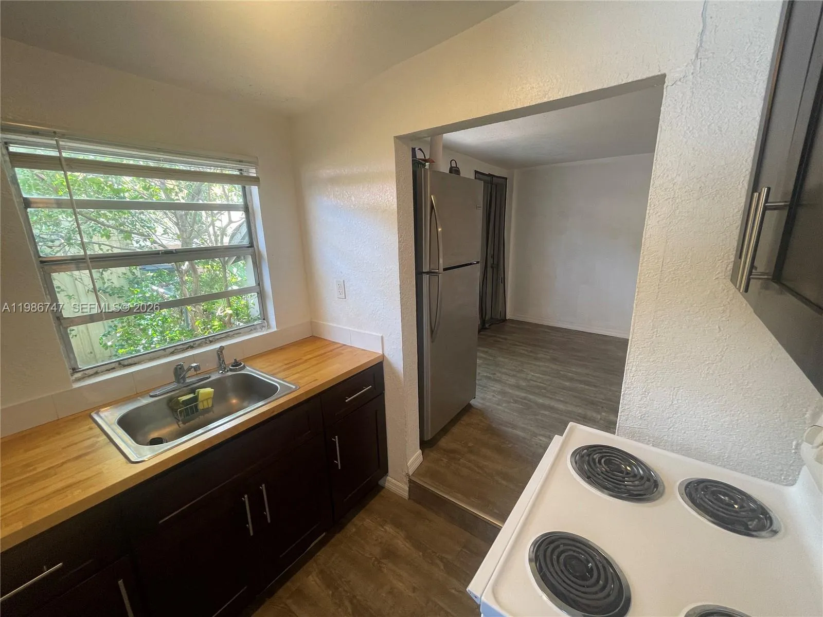 5738 Garfield St B, Hollywood, Florida 33021, Hollywood, Florida 33021, 1 Bedroom Bedrooms, ,1 BathroomBathrooms,Residential Lease,For Rent,5738 Garfield St B, Hollywood, Florida 33021,A11986747