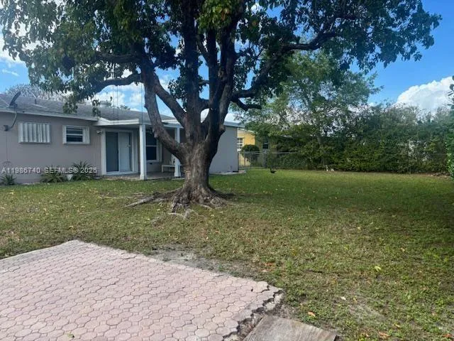 5215 Sw 128th Ave, Miami, Florida 33175, Miami, Florida 33175, 3 Bedrooms Bedrooms, ,2 BathroomsBathrooms,Residential,For Sale,5215 Sw 128th Ave, Miami, Florida 33175,A11986740