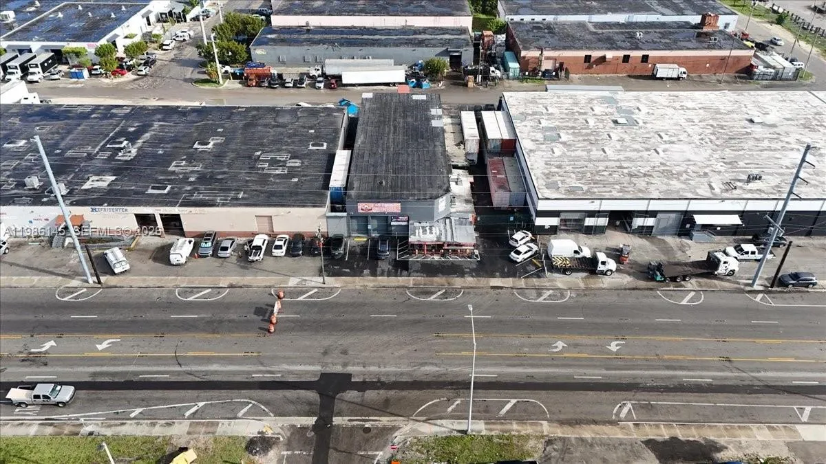 3595 Nw 54th St, Hialeah, Florida 33142, Hialeah, Florida 33142, ,Commercial Sale,For Sale,3595 Nw 54th St, Hialeah, Florida 33142,A11986145