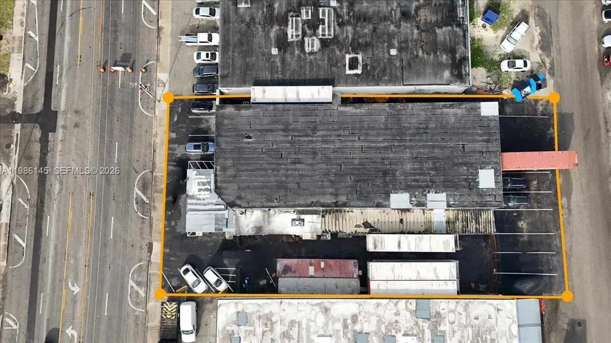 3595 Nw 54th St, Hialeah, Florida 33142, Hialeah, Florida 33142, ,Commercial Sale,For Sale,3595 Nw 54th St, Hialeah, Florida 33142,A11986145