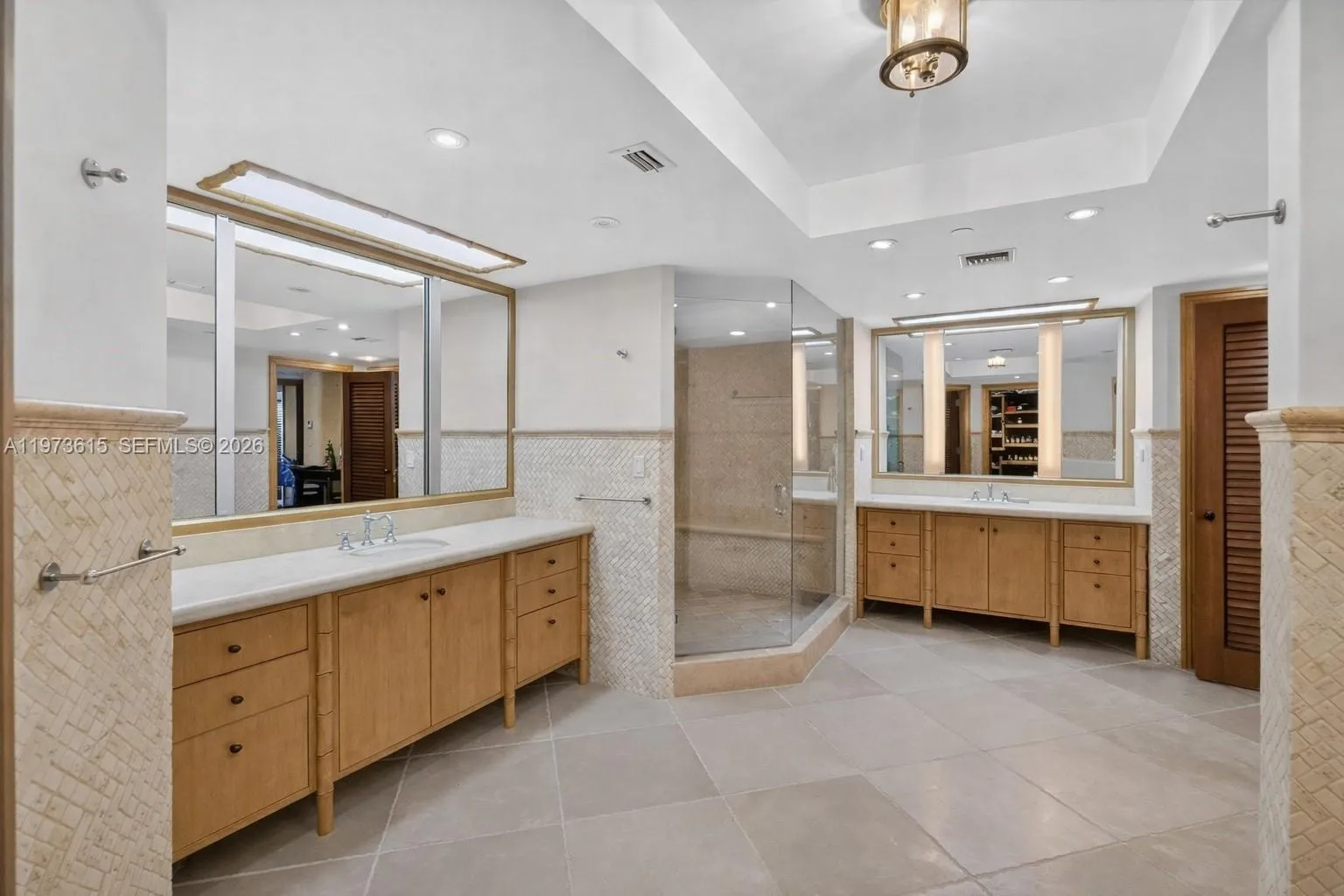 430 Grand Bay Dr 801, Key Biscayne, Florida 33149, Key Biscayne, Florida 33149, 2 Bedrooms Bedrooms, ,3 BathroomsBathrooms,Residential,For Sale,430 Grand Bay Dr 801, Key Biscayne, Florida 33149,A11973615