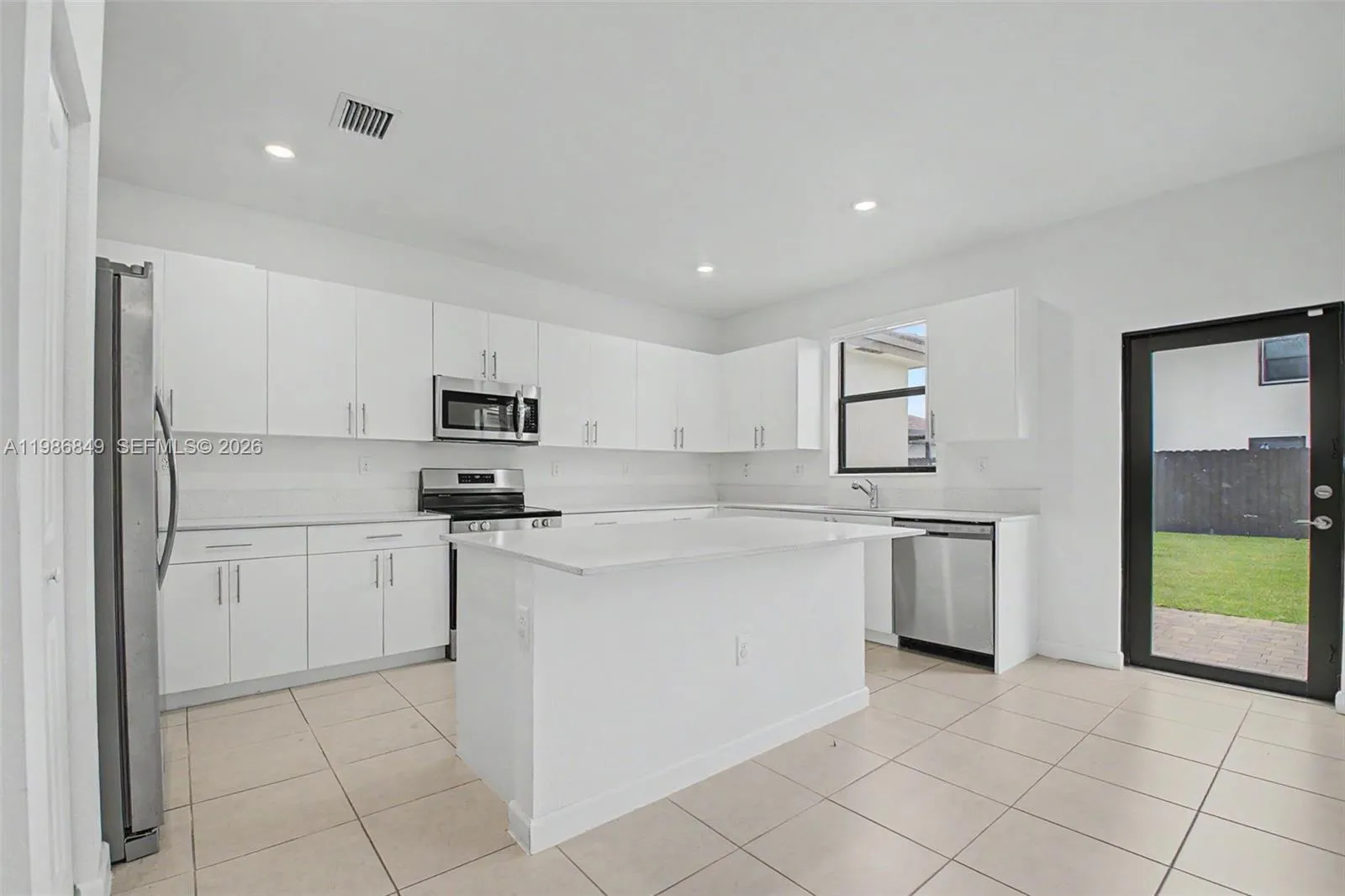 23339 Sw 133rd Ave, Homestead, Florida 33032, Homestead, Florida 33032, 3 Bedrooms Bedrooms, ,2 BathroomsBathrooms,Residential Lease,For Rent,23339 Sw 133rd Ave, Homestead, Florida 33032,A11986849
