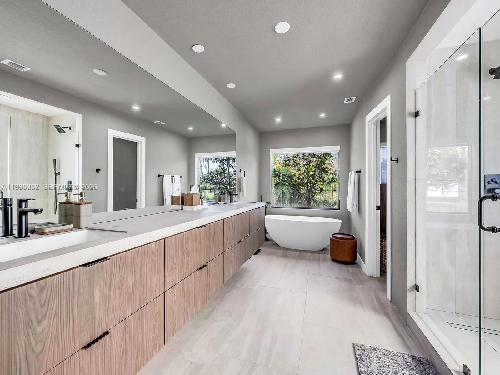 7945 Sw 141st Ter, Palmetto Bay, Florida 33158, Palmetto Bay, Florida 33158, 4 Bedrooms Bedrooms, ,3 BathroomsBathrooms,Residential,For Sale,7945 Sw 141st Ter, Palmetto Bay, Florida 33158,A11985352